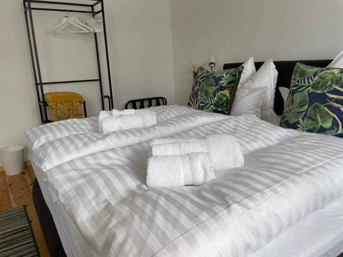 Voh Exklusives Wohnhaus Mitten In Vohenstrauss, Bis 8 Personen!!! ภายนอก รูปภาพ